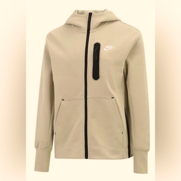 Used Womens Nike Sportswear Tech Full-Zip Hoodie Jacket and Sweatpants. - Picture 5 of 6